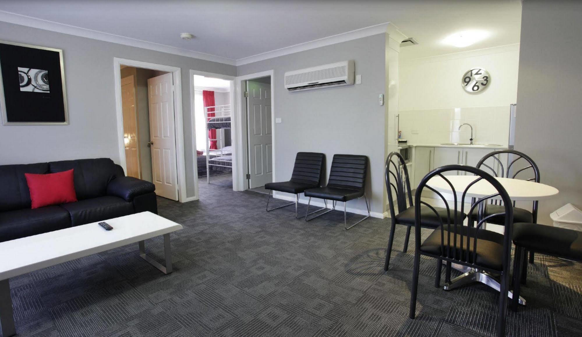 Cattlemans Country Motor Inn & Serviced Apartments Dubbo Exteriör bild