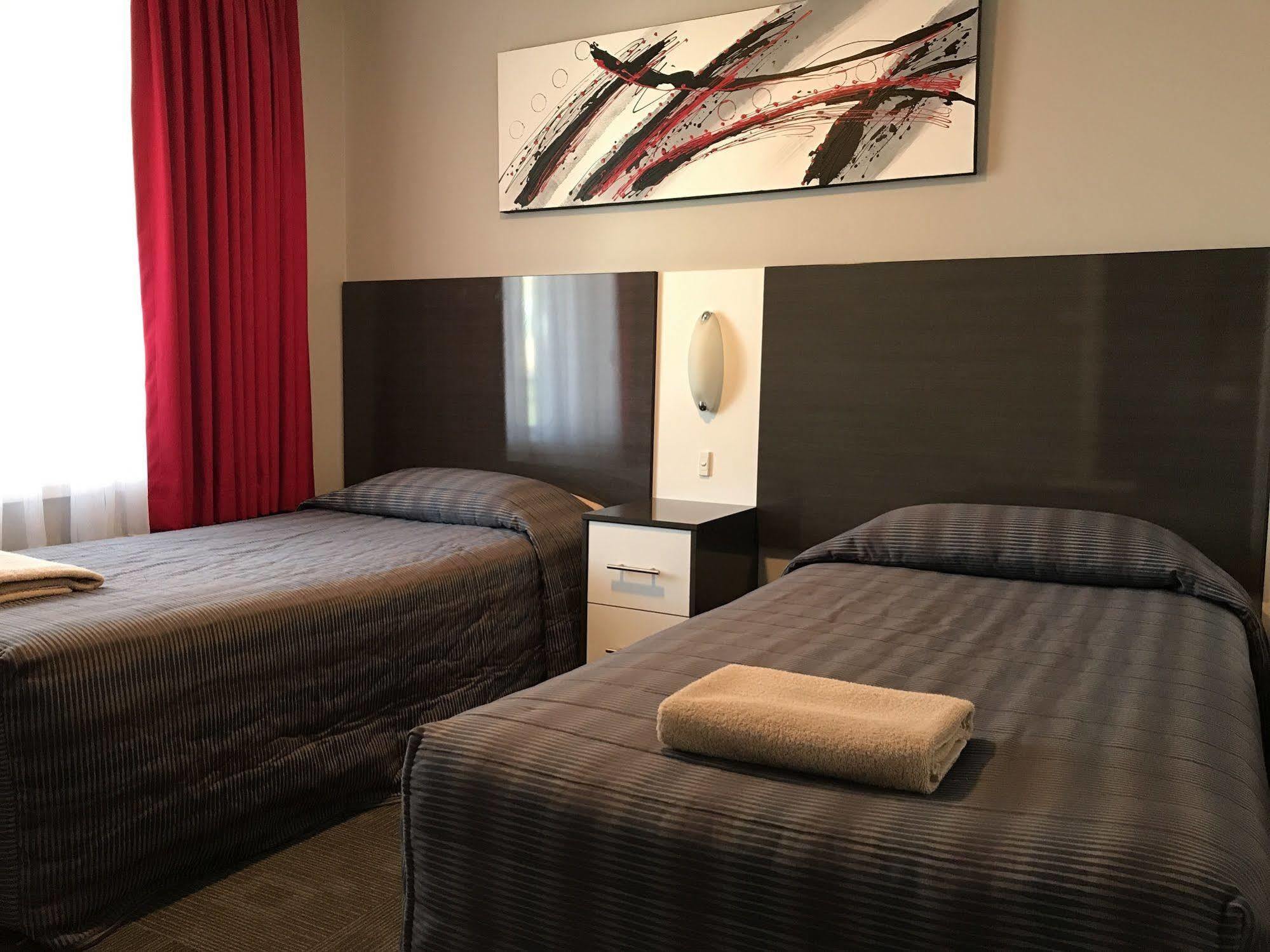 Cattlemans Country Motor Inn & Serviced Apartments Dubbo Exteriör bild