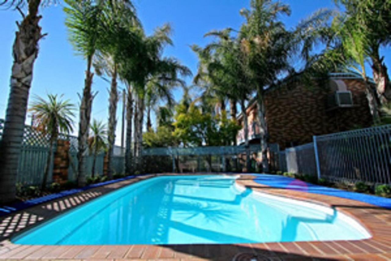 Cattlemans Country Motor Inn & Serviced Apartments Dubbo Exteriör bild